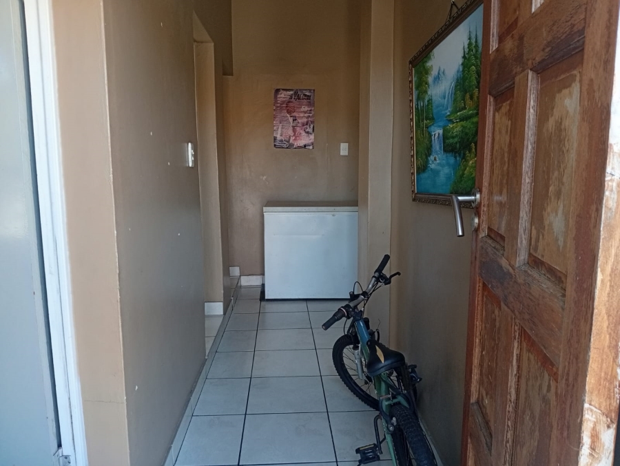 8 Bedroom Property for Sale in Sydenham Eastern Cape